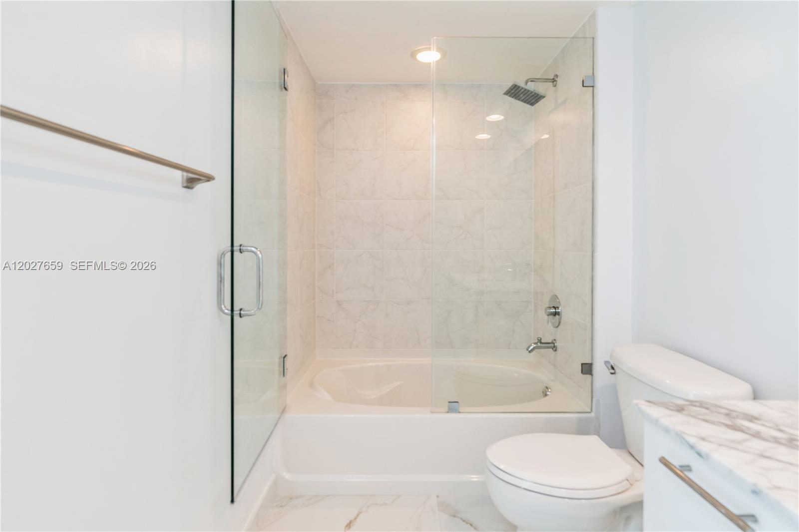 951 Brickell Ave #3706 Miami, FL 33131