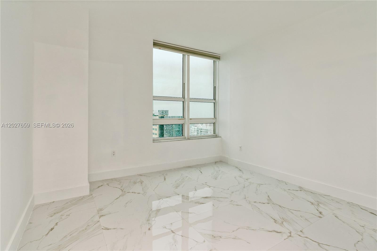 951 Brickell Ave #3706 Miami, FL 33131