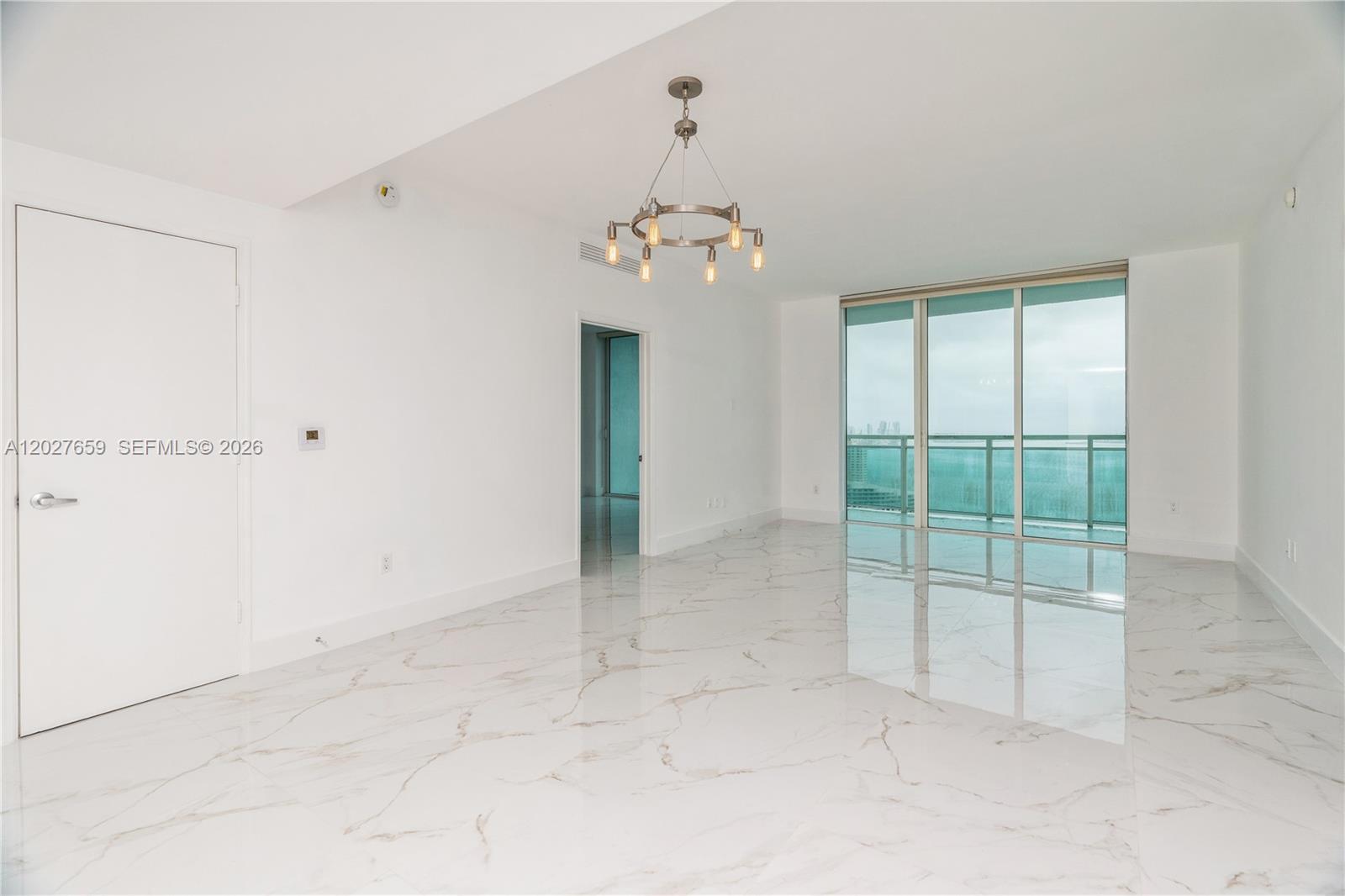 951 Brickell Ave #3706 Miami, FL 33131