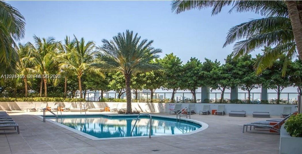 1900 N Bayshore Dr #2415 Miami, FL 33132