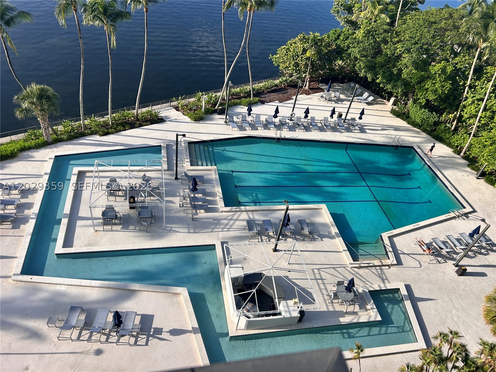 image Brickell Bay Club22