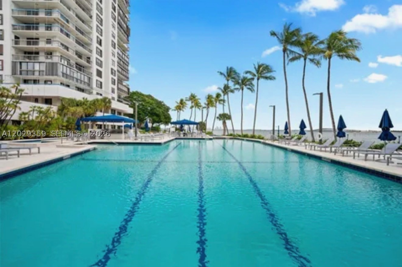 image Brickell Bay Club28