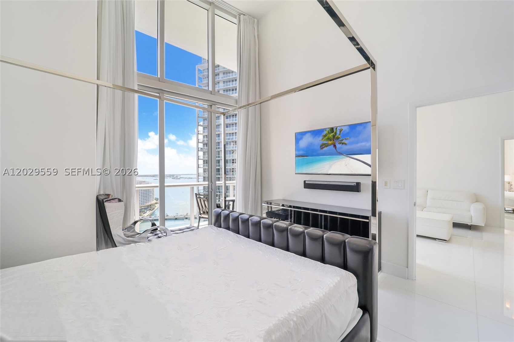 image Icon Brickell I10