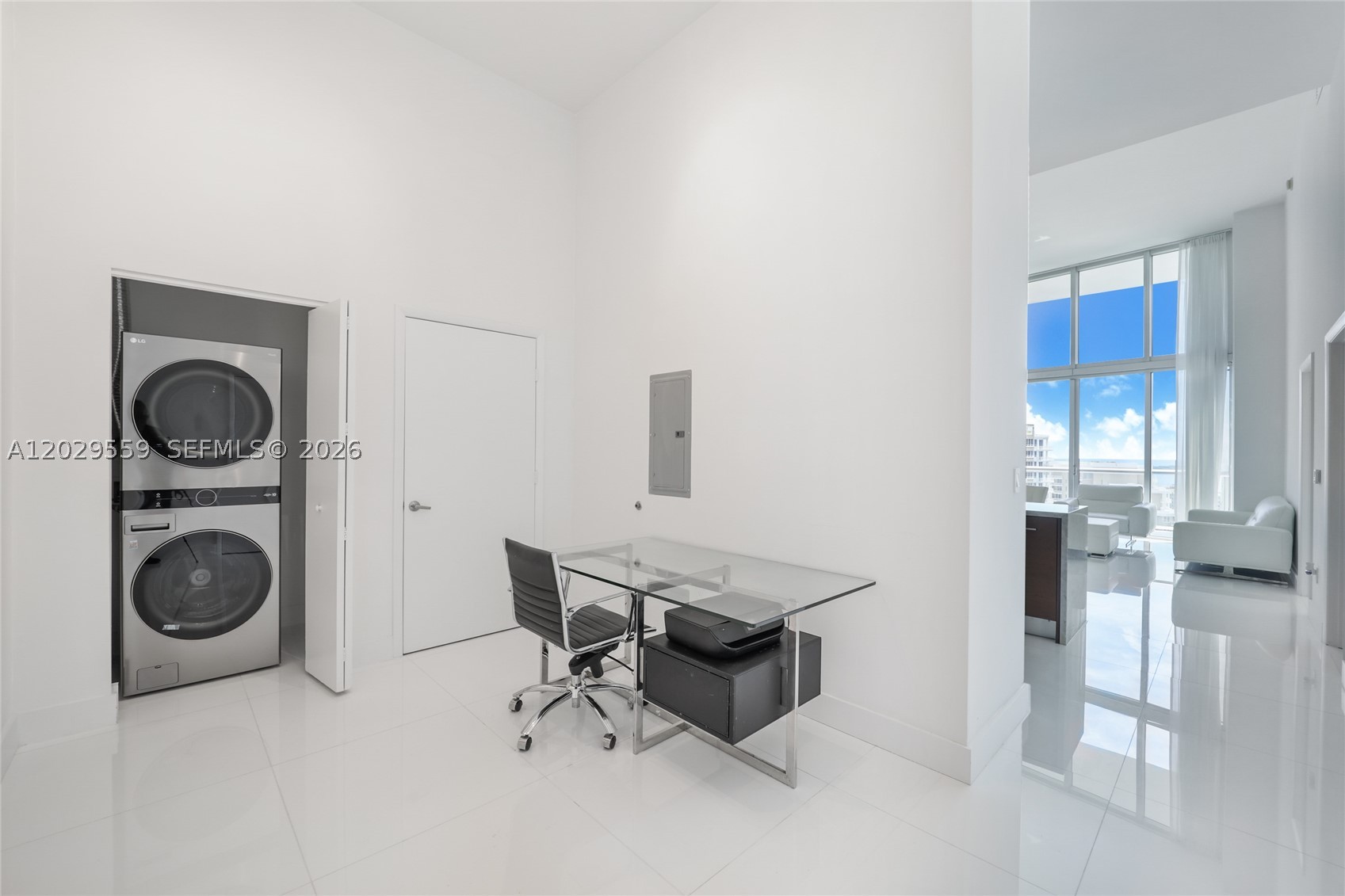 image Icon Brickell I8