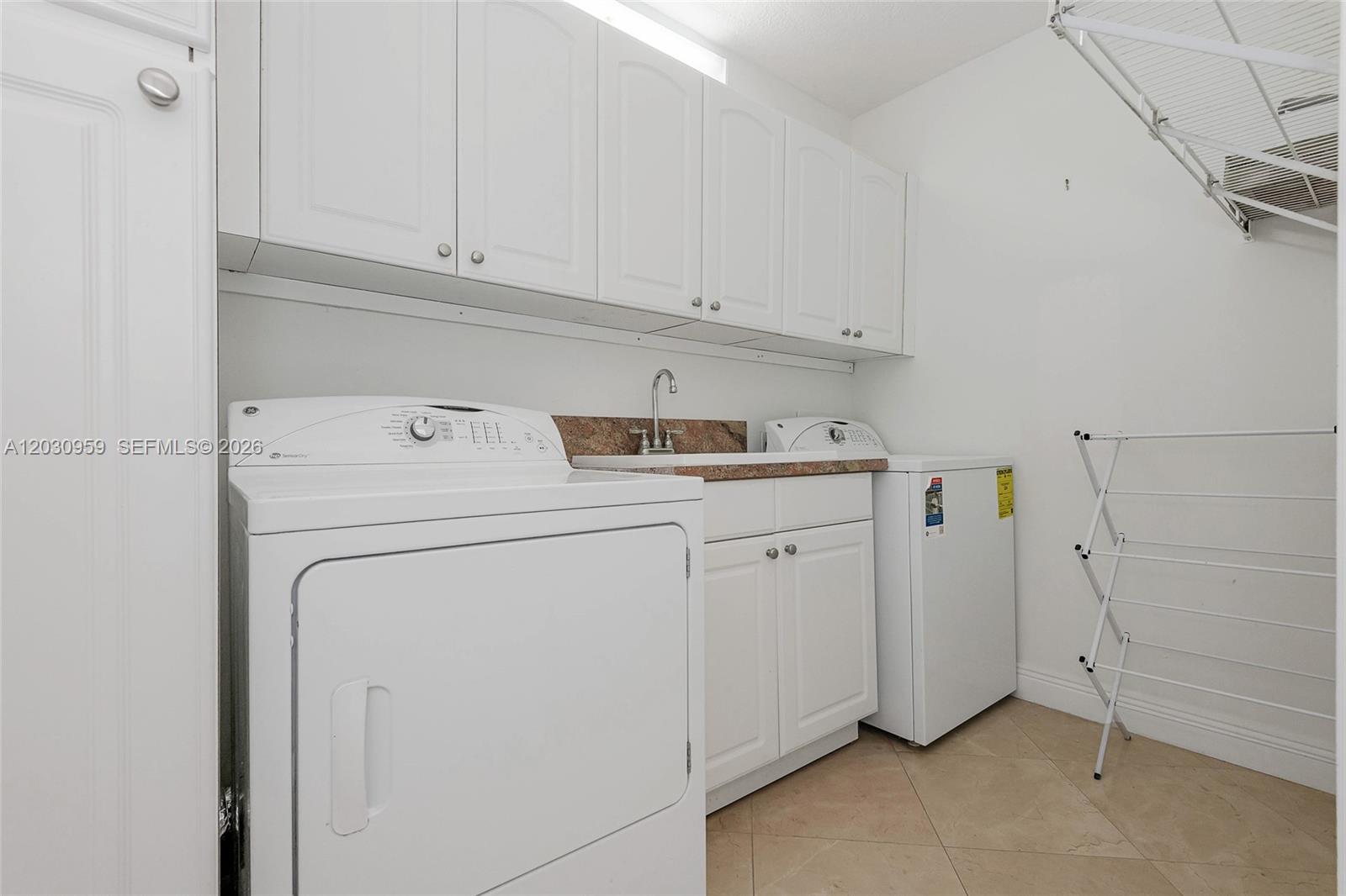 8855 Collins Ave #8J Surfside, FL 33154