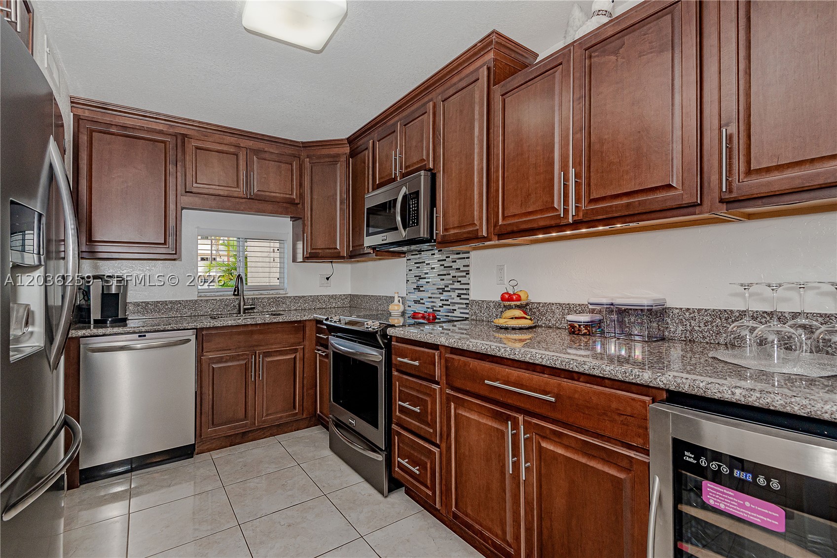 9410 N Hollybrook Lk Dr #11-109
