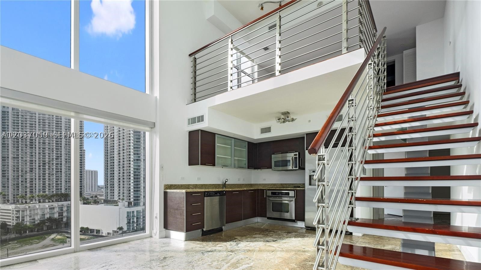 image Brickell on the River South1