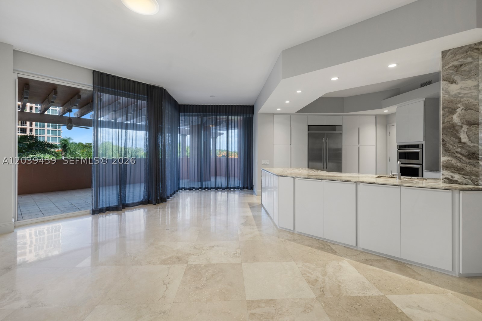 image Gables Club Tower I26