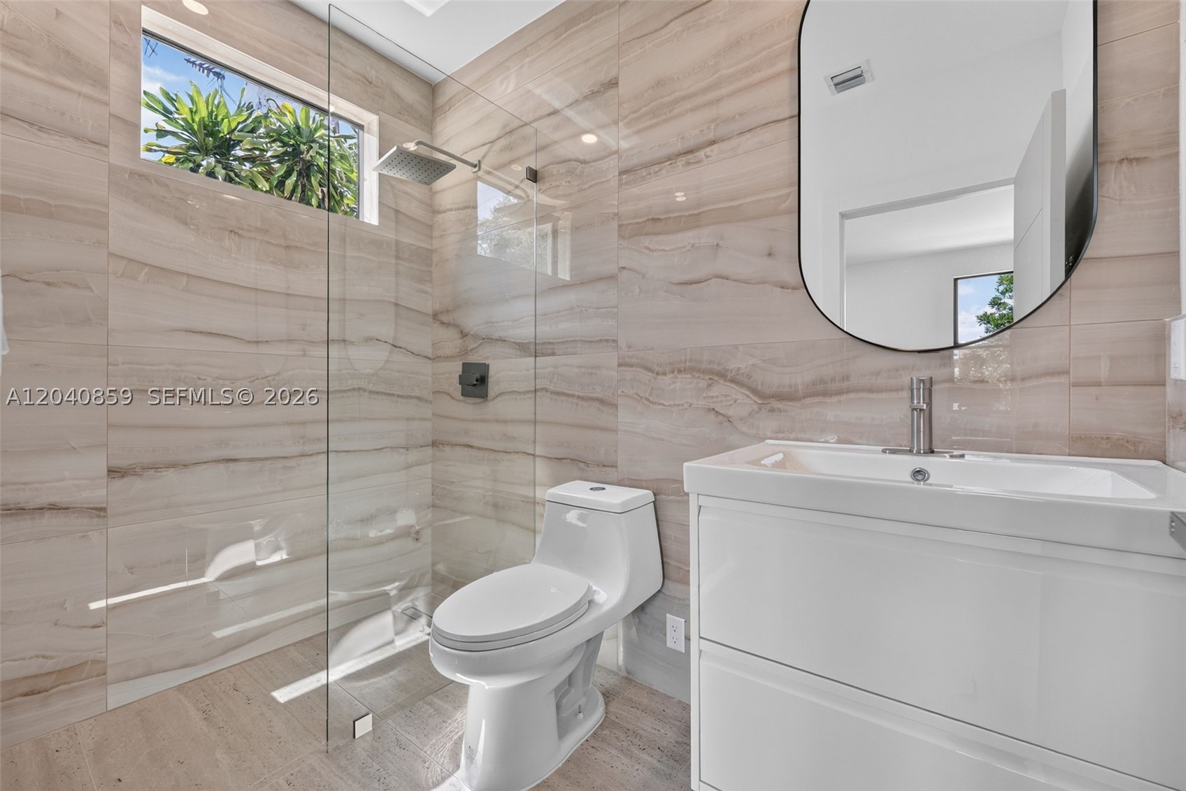 2240 SW 13th St Miami, FL 33145