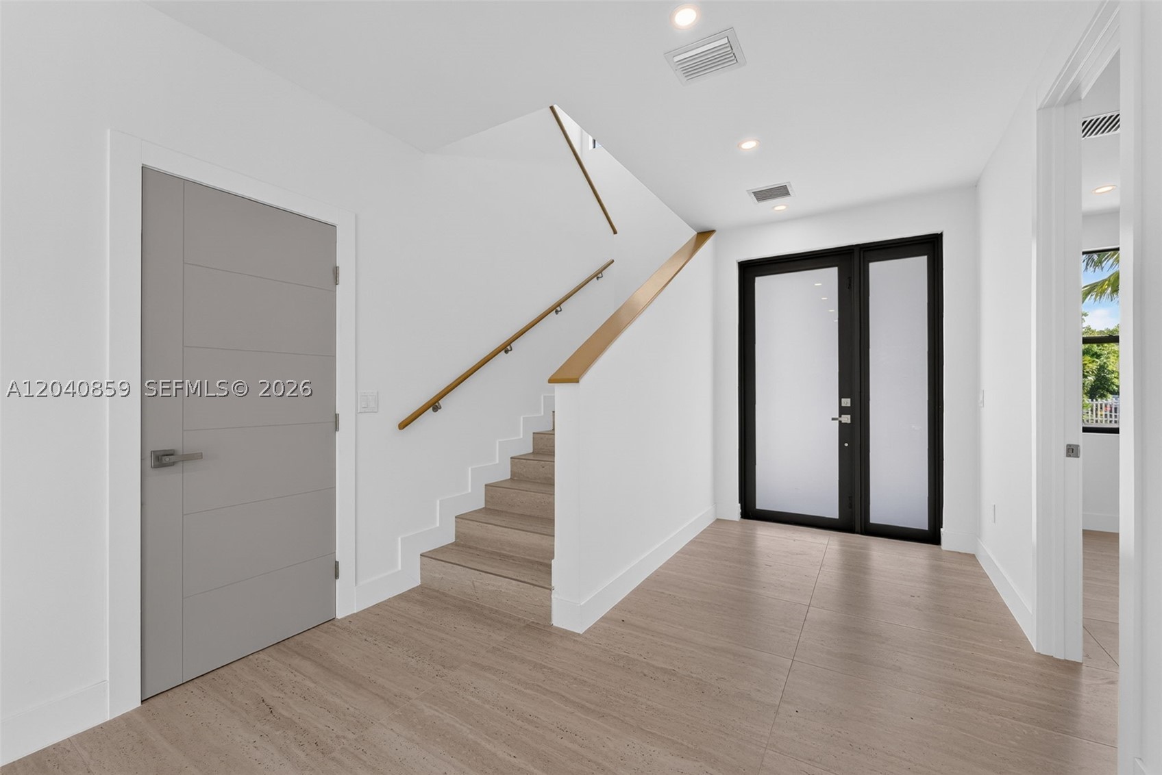 2240 SW 13th St Miami, FL 33145