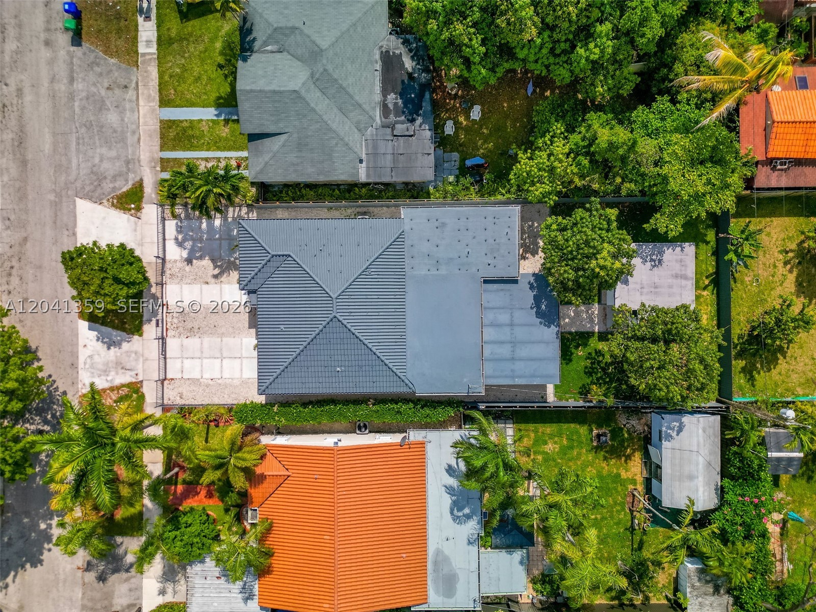 2940 SW 12th St Miami, FL 33135