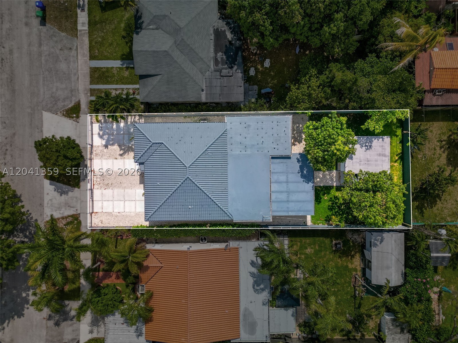 2940 SW 12th St Miami, FL 33135