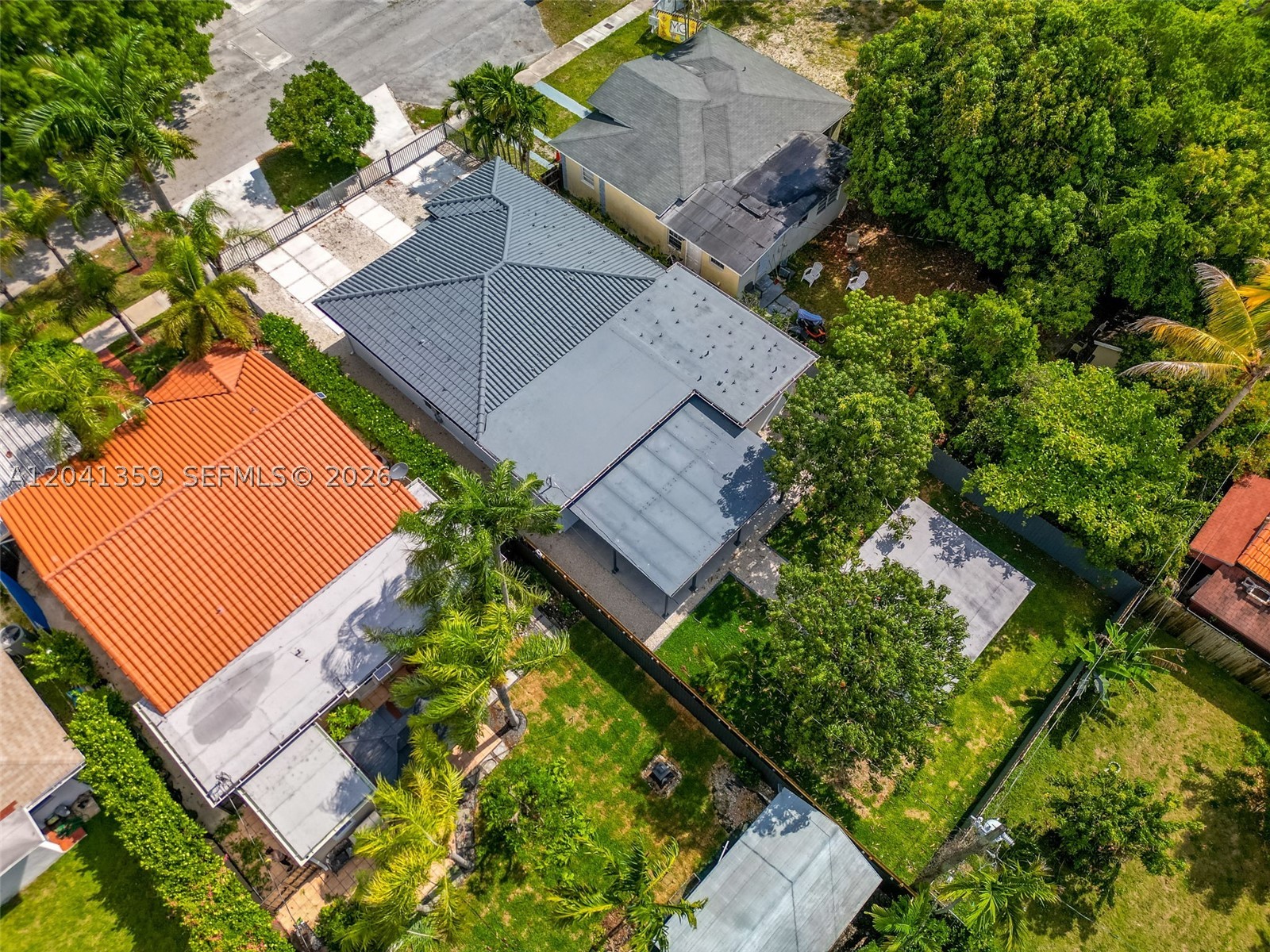 2940 SW 12th St Miami, FL 33135