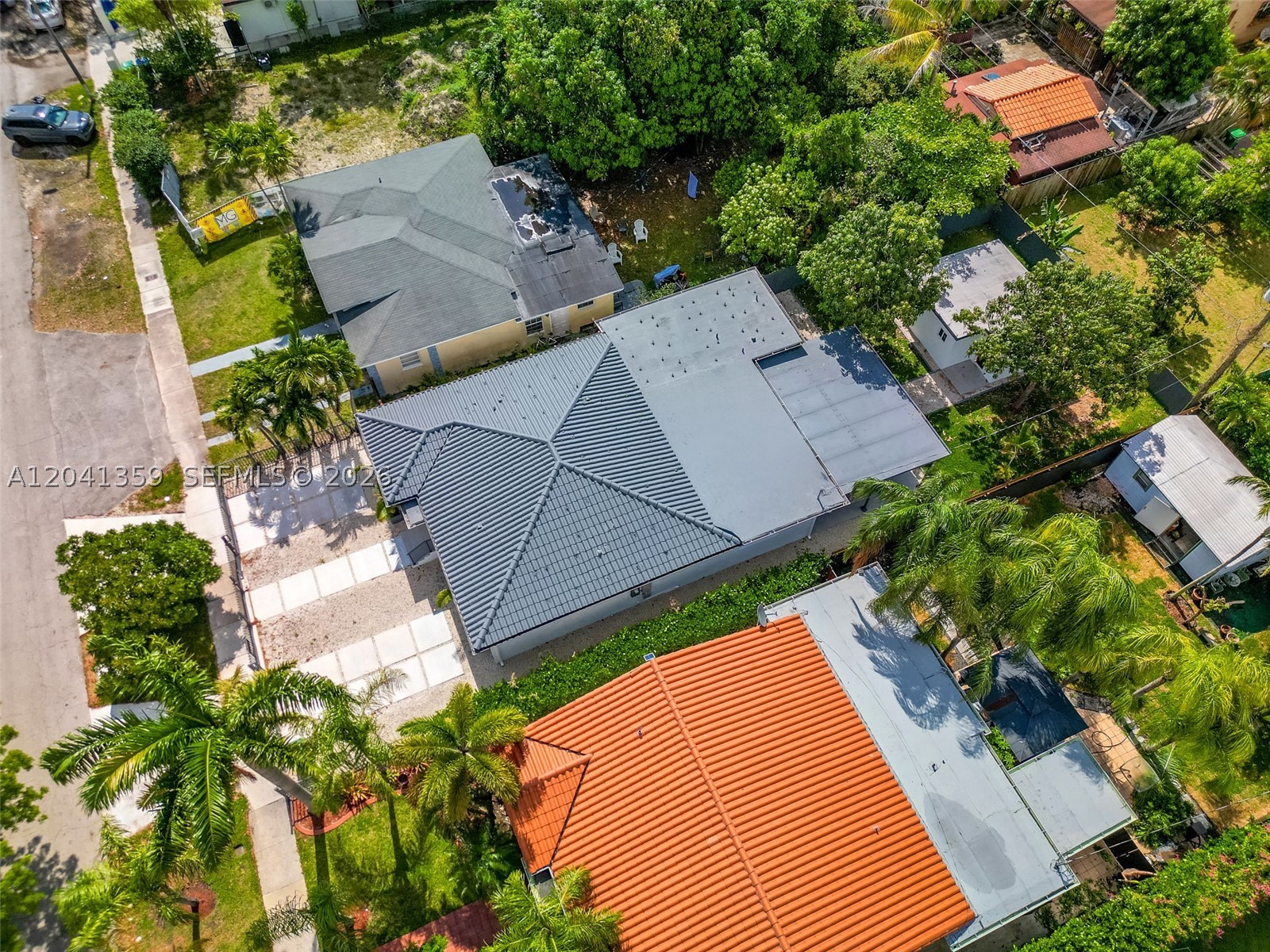2940 SW 12th St Miami, FL 33135