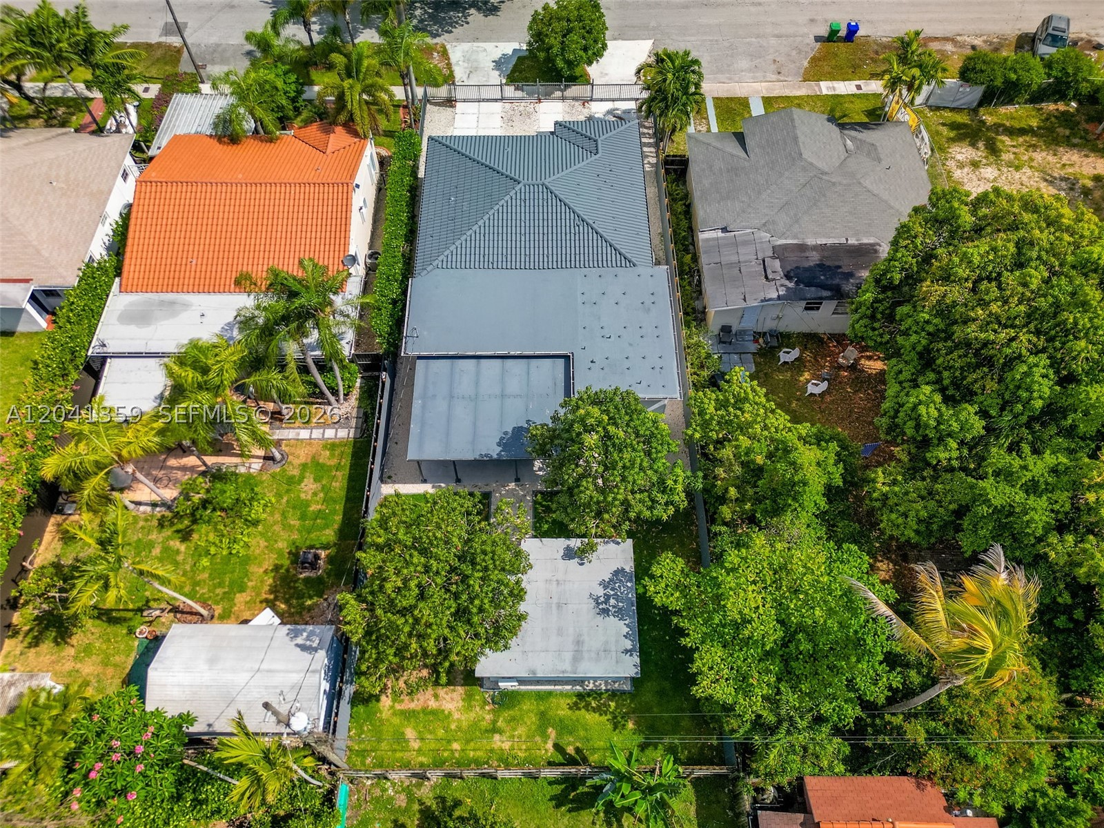 2940 SW 12th St Miami, FL 33135