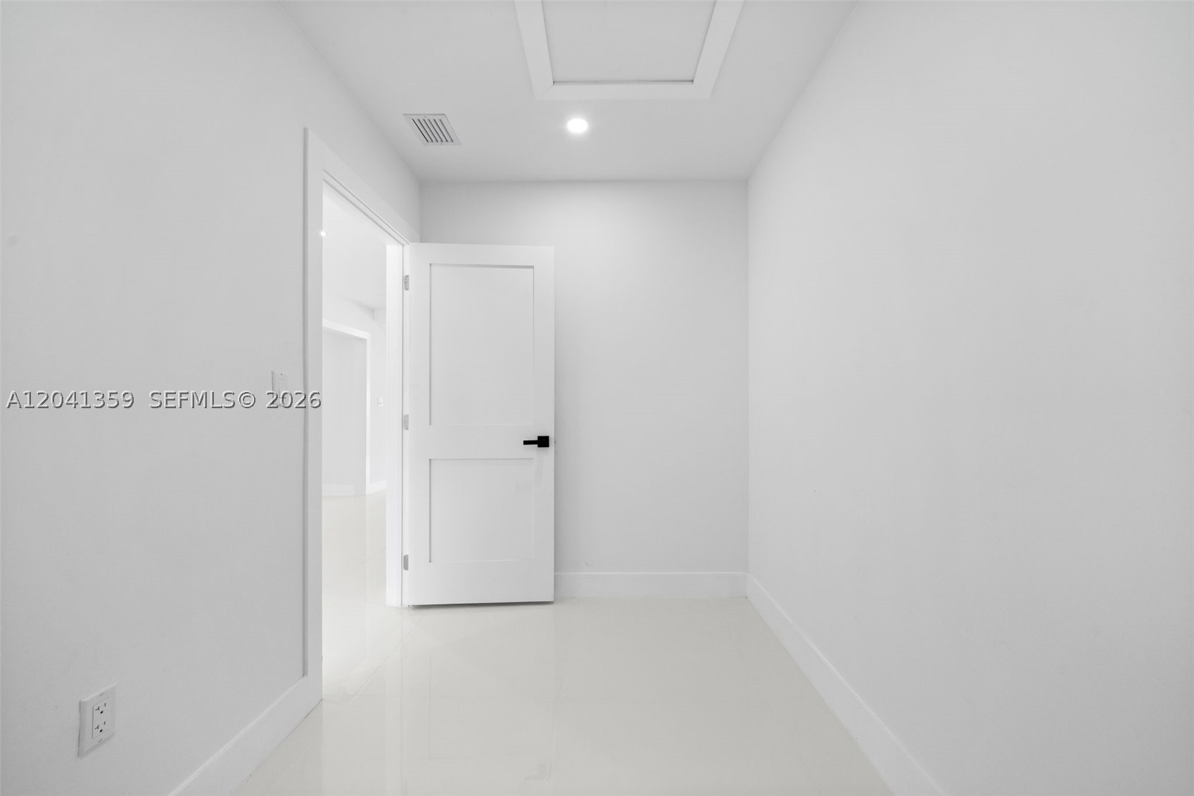 2940 SW 12th St Miami, FL 33135