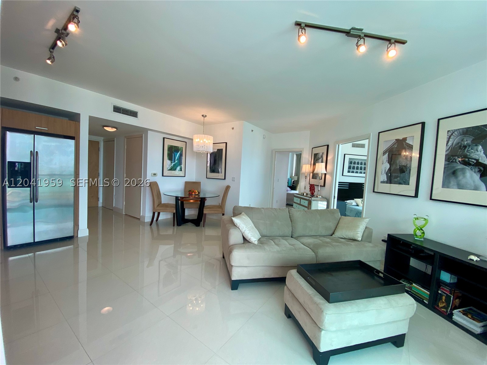 350 S Miami Ave #3813 Miami, FL 33130