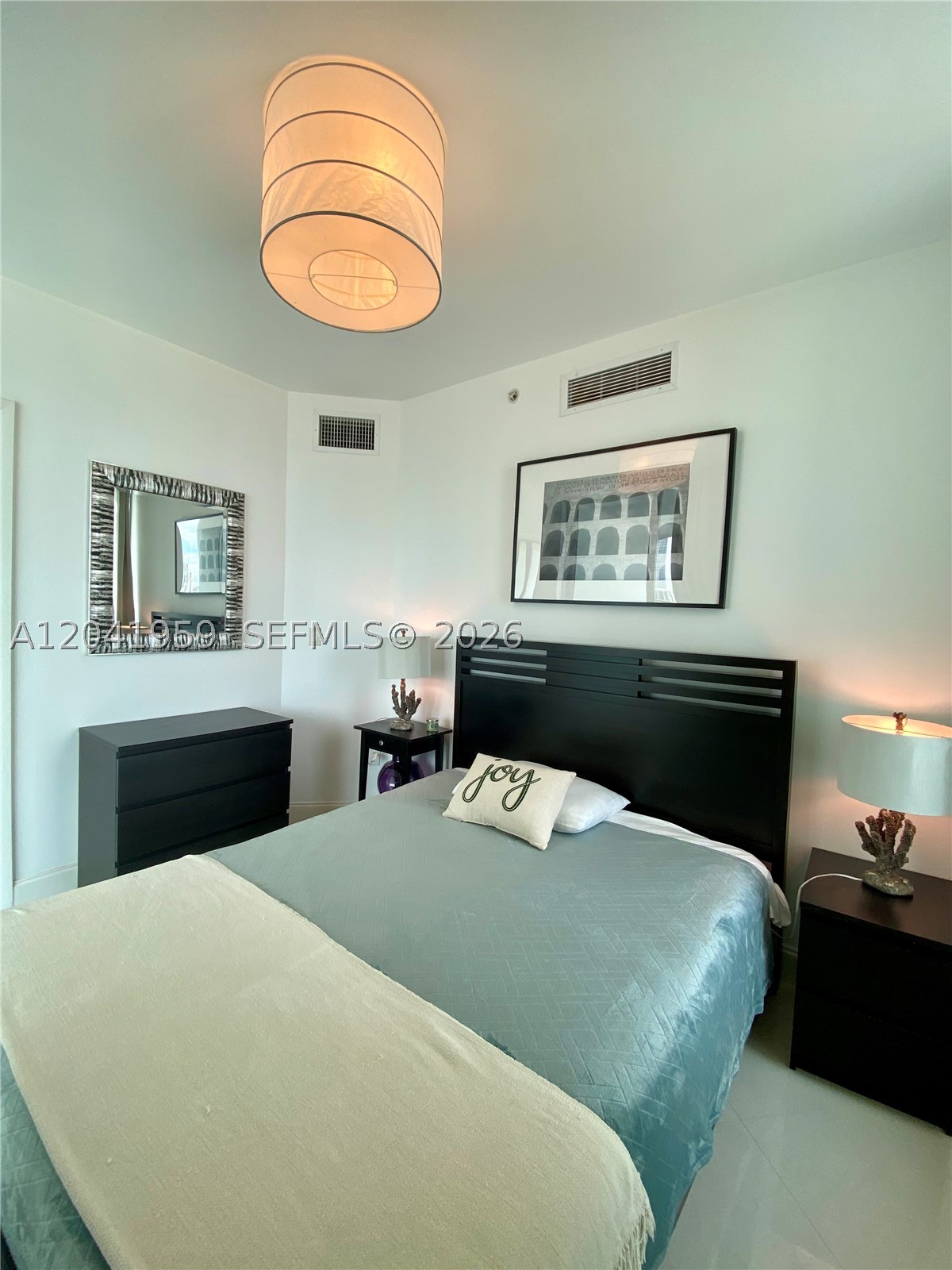 350 S Miami Ave #3813 Miami, FL 33130