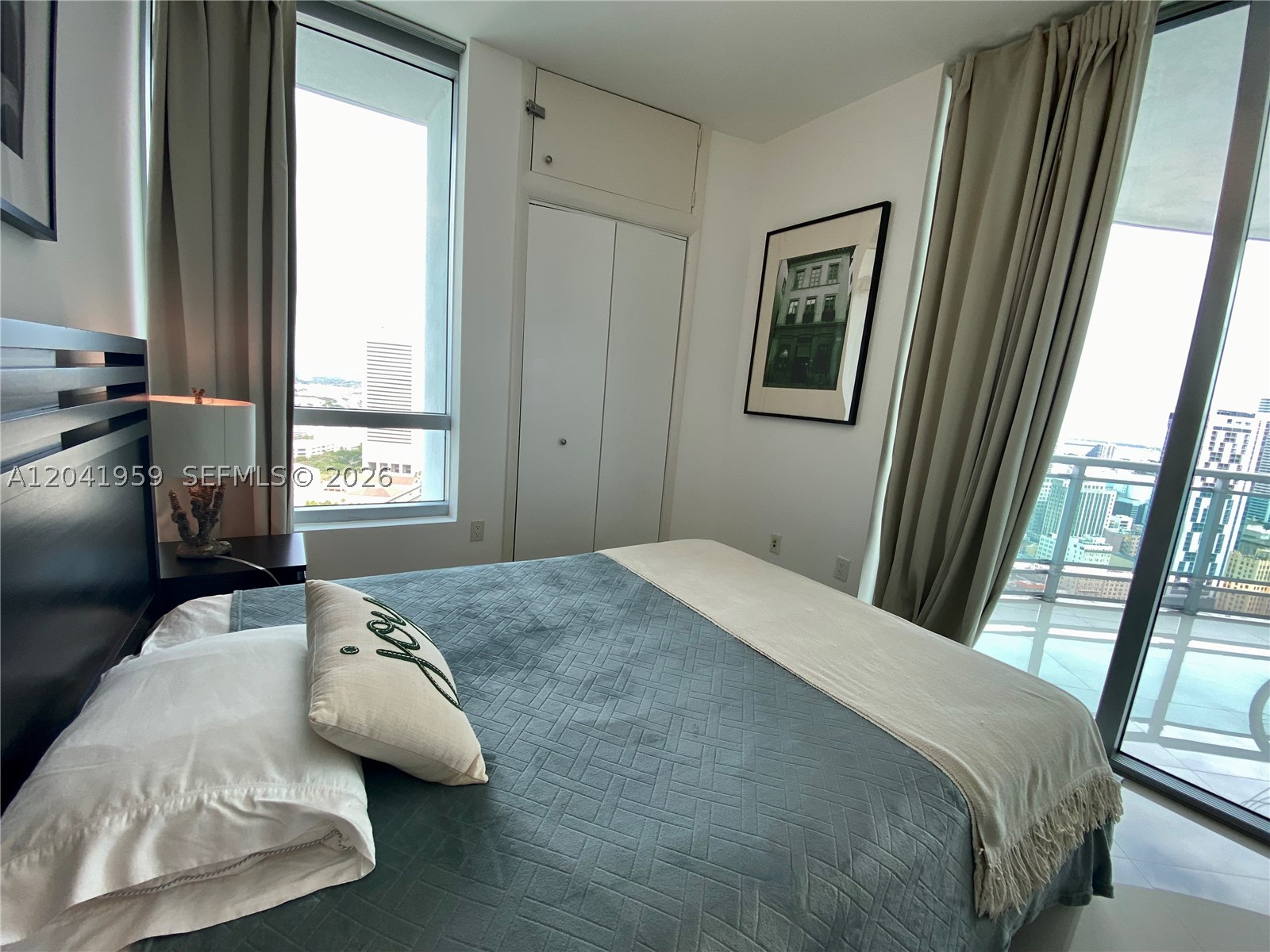 350 S Miami Ave #3813 Miami, FL 33130