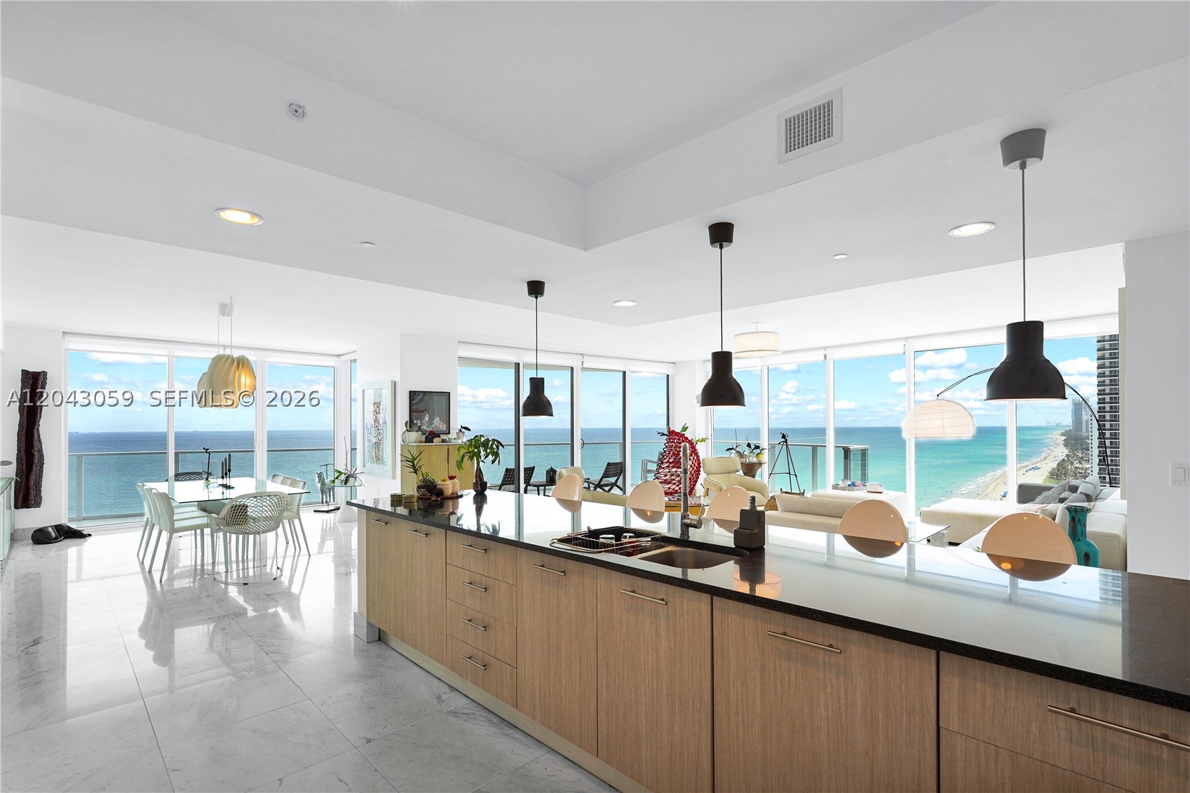 3951 S Ocean Dr #1901 Hollywood, FL 33019