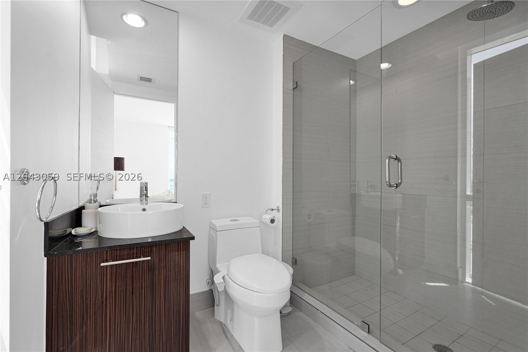 3951 S Ocean Dr #1901 Hollywood, FL 33019
