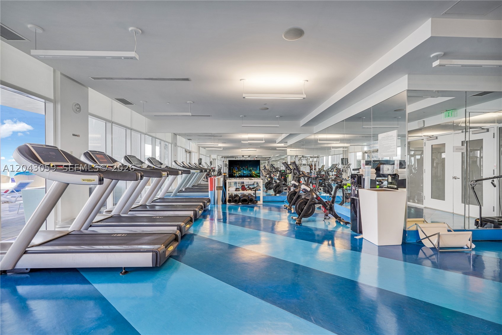 3951 S Ocean Dr #1901 Hollywood, FL 33019
