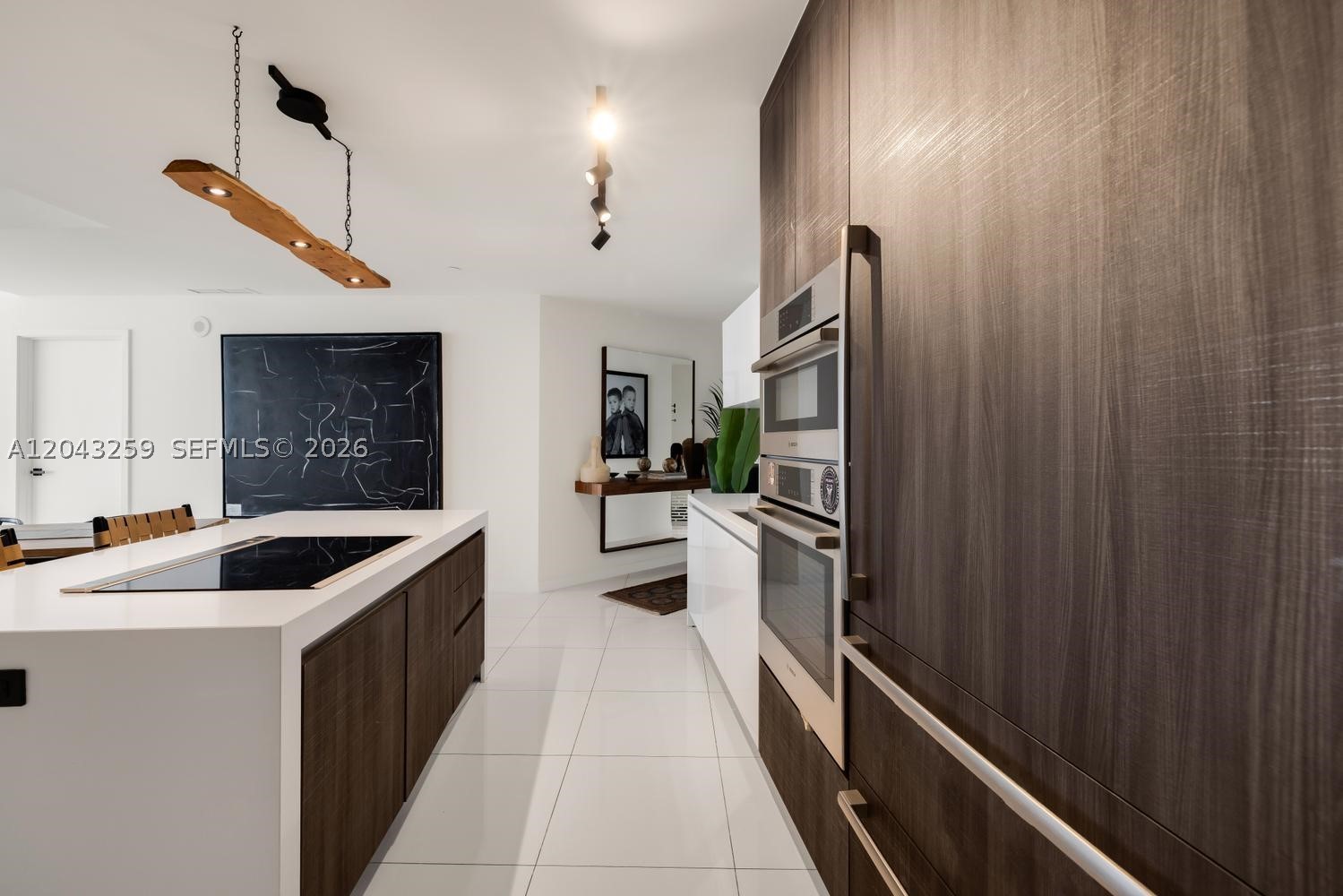 851 NE 1st Ave #3403 Miami, FL 33132