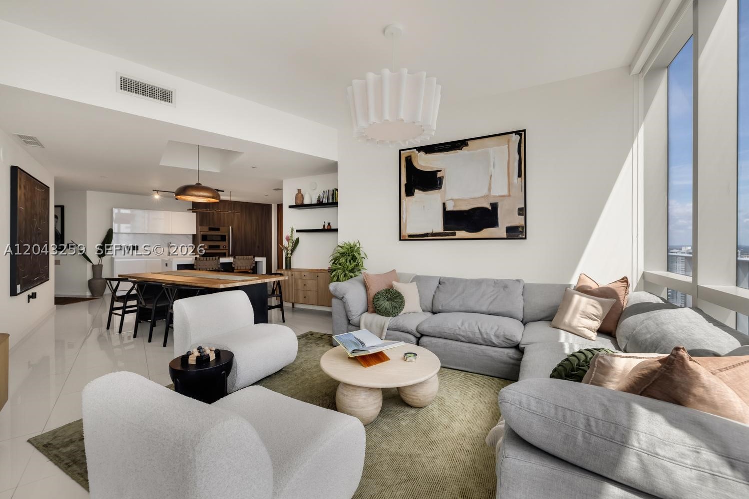 851 NE 1st Ave #3403 Miami, FL 33132