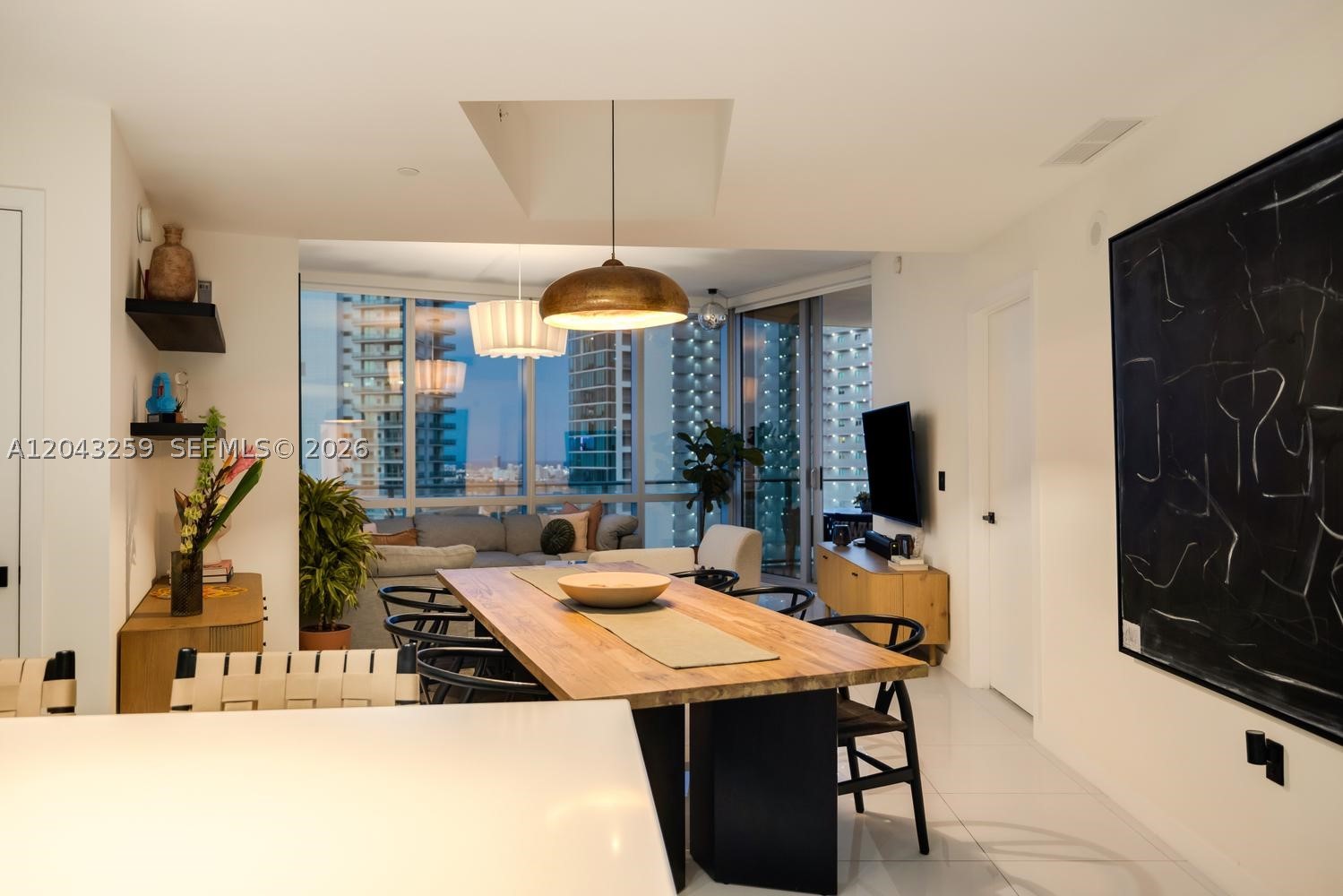 851 NE 1st Ave #3403 Miami, FL 33132