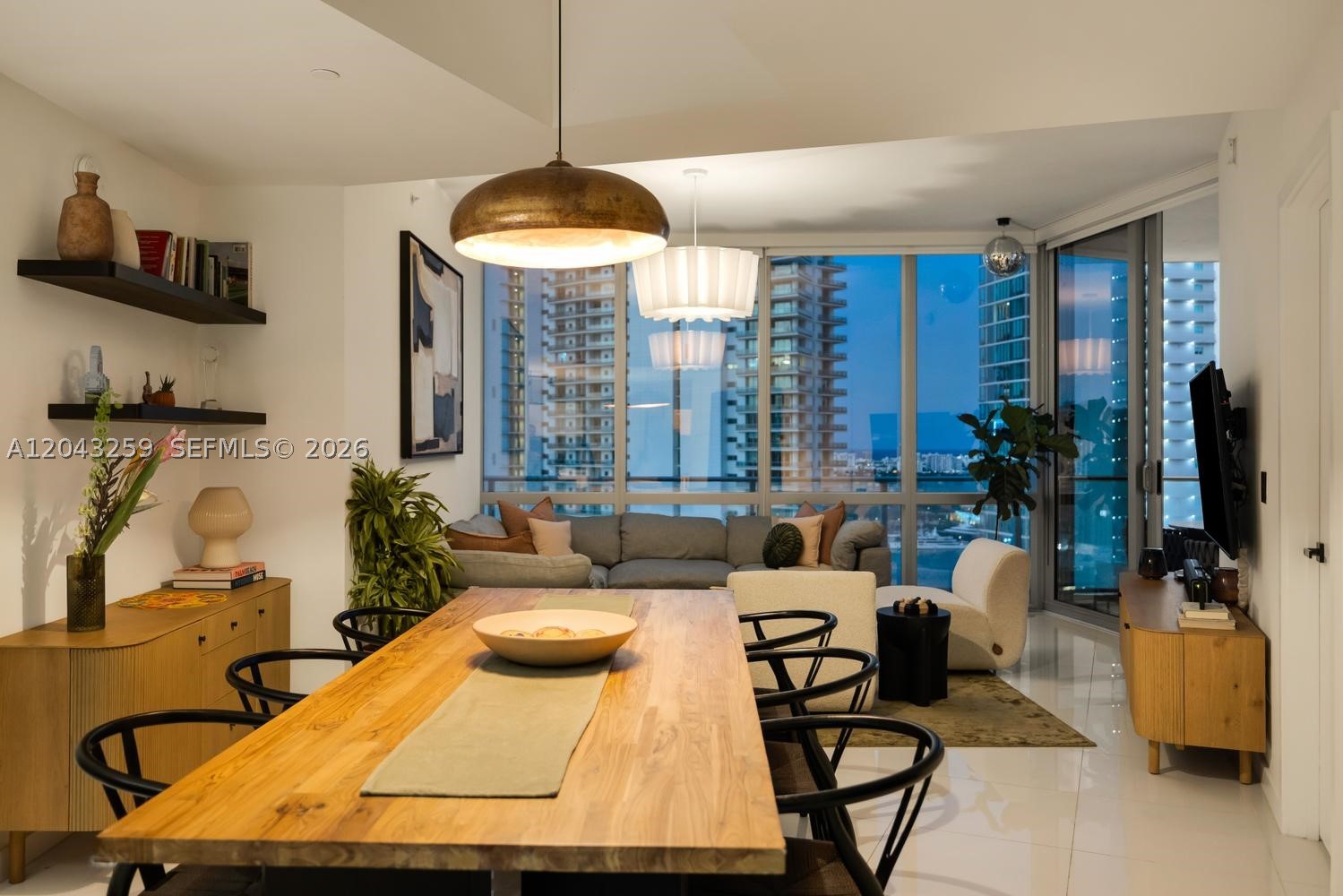 851 NE 1st Ave #3403 Miami, FL 33132