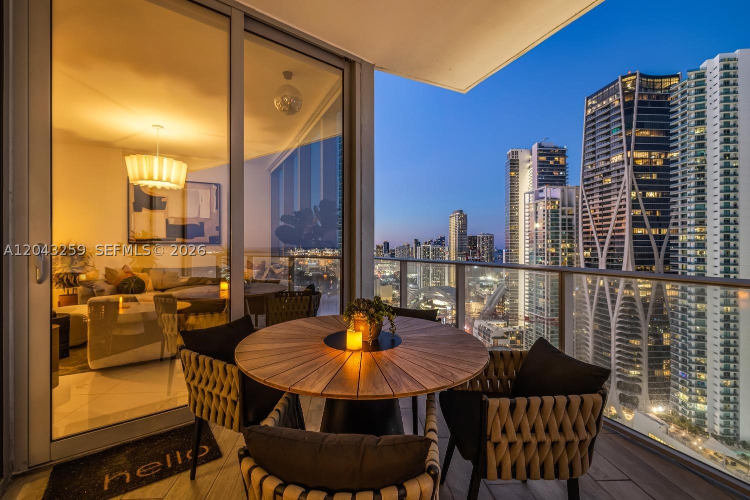 851 NE 1st Ave #3403 Miami, FL 33132