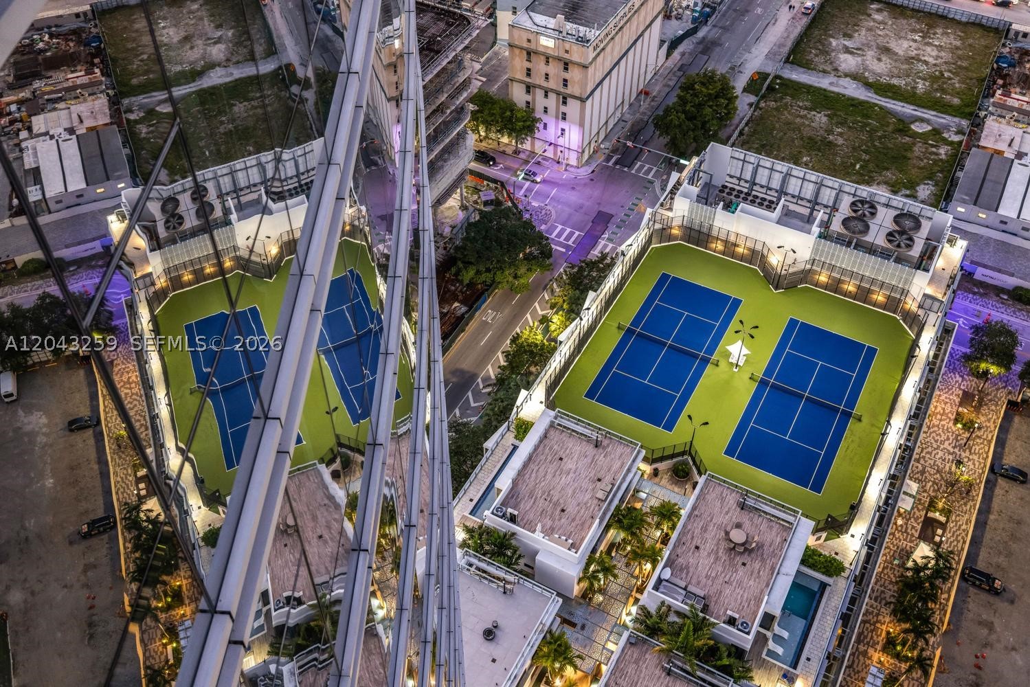851 NE 1st Ave #3403 Miami, FL 33132