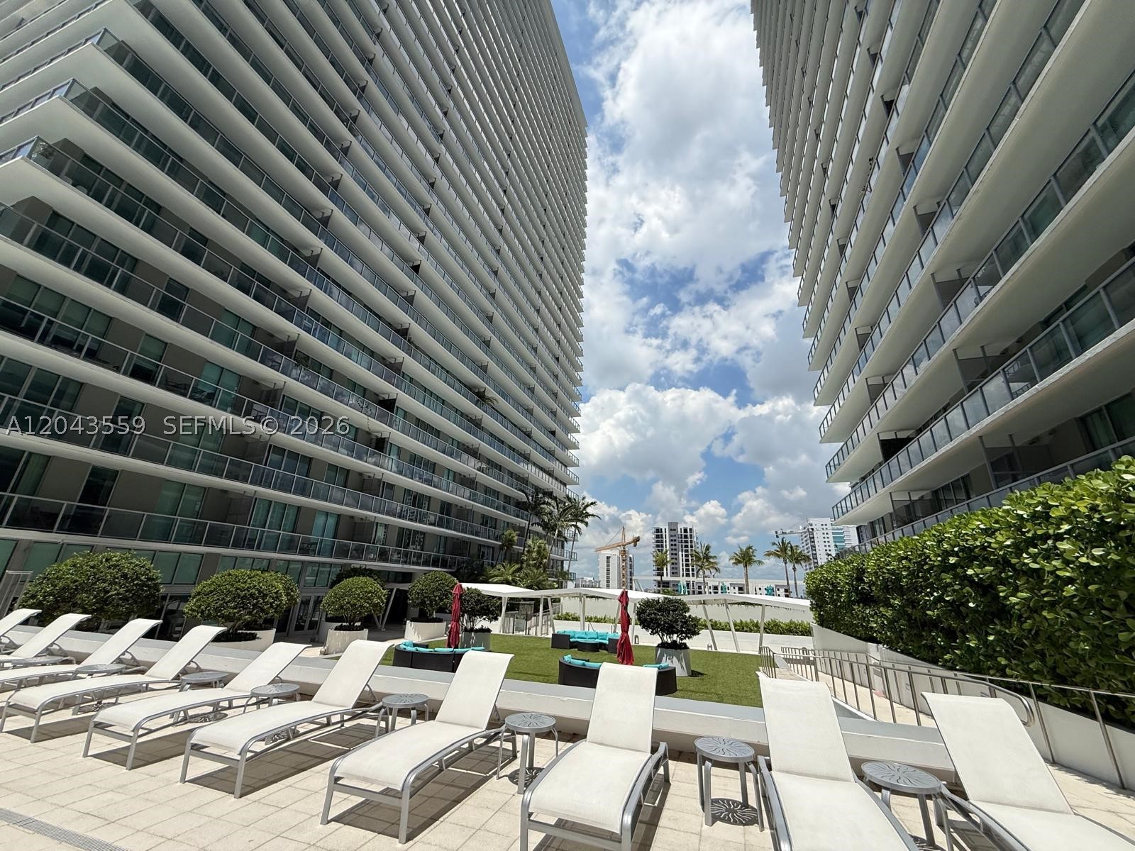 image Axis on Brickell South19