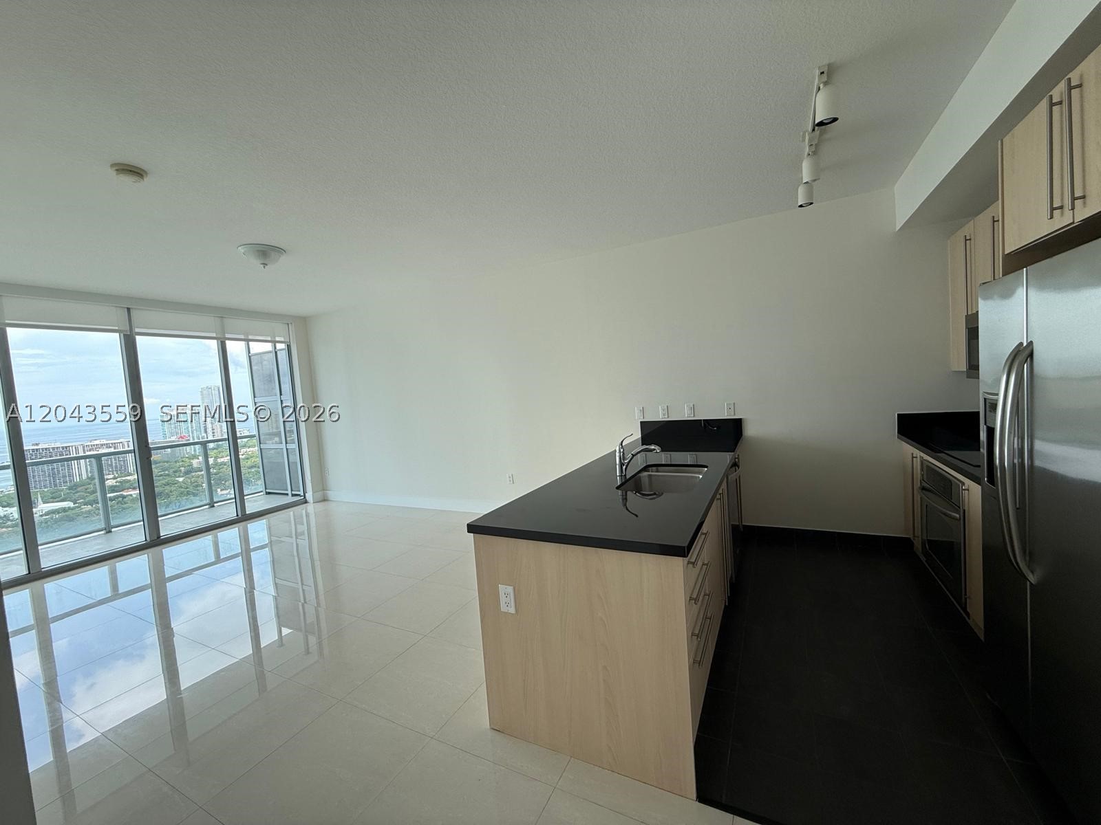 image Axis on Brickell South23
