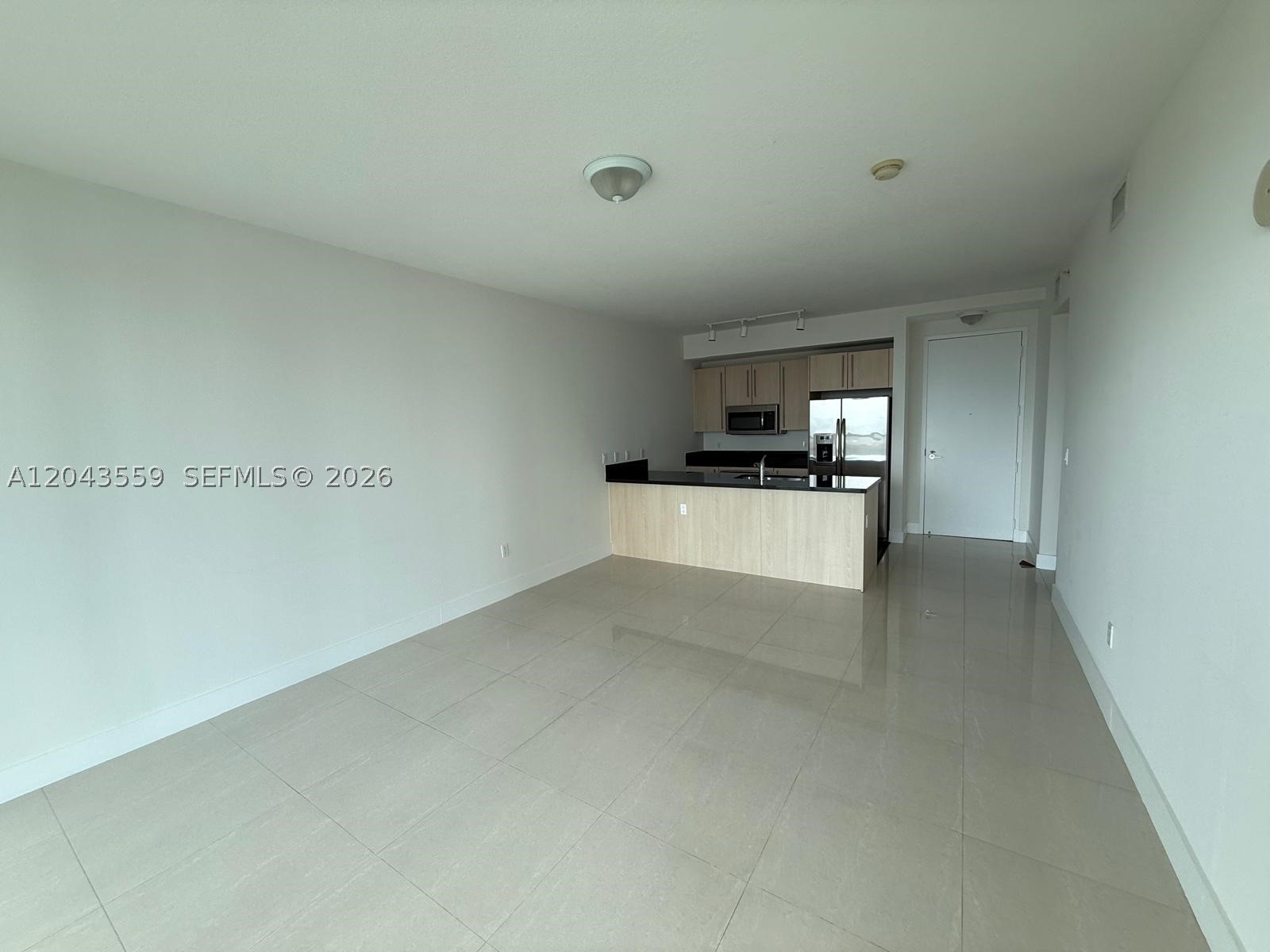 image Axis on Brickell South26