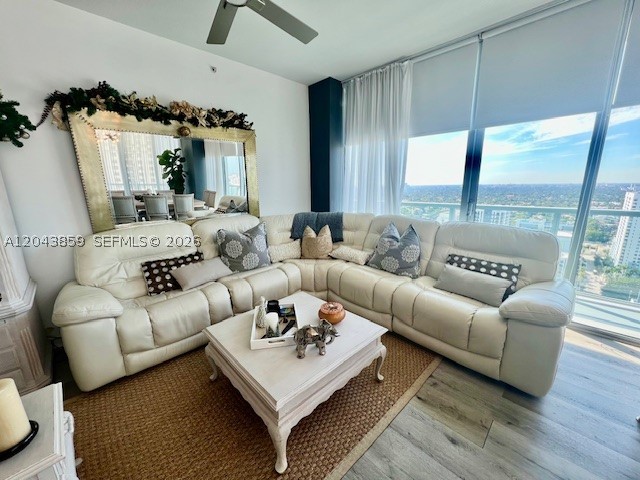 1111 SW 1st Ave #3225 Miami, FL 33130