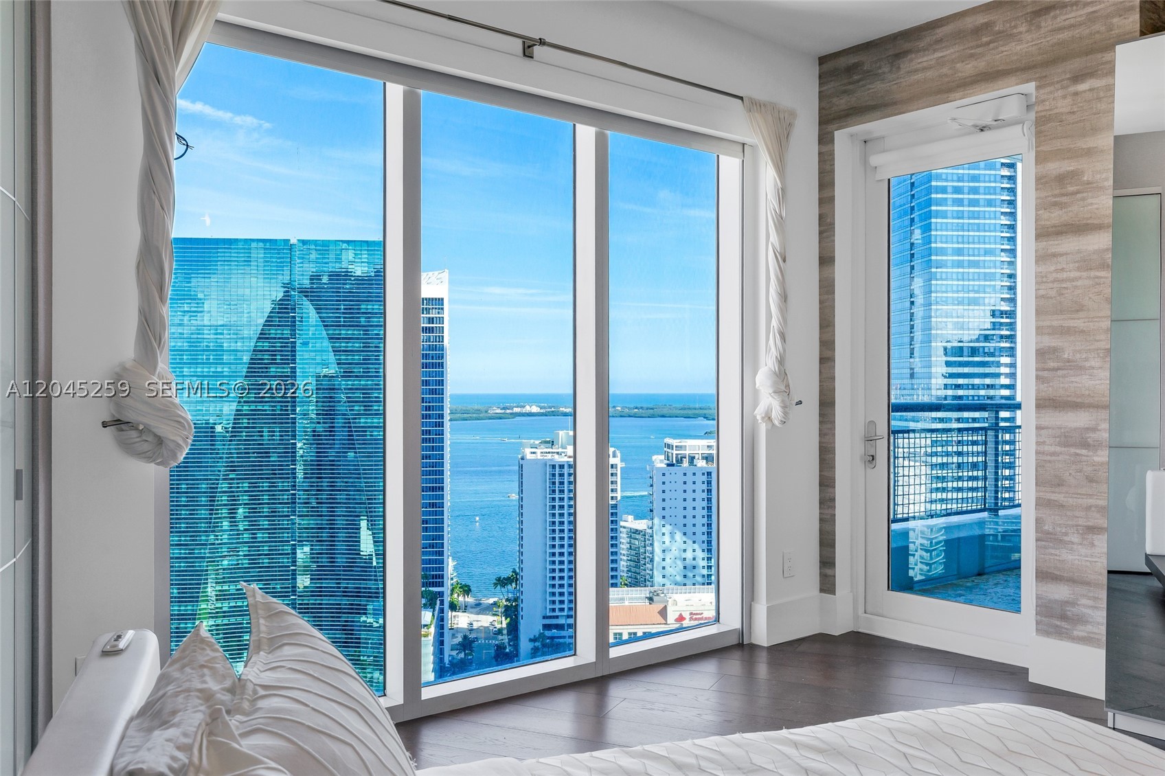 image Infinity at Brickell4