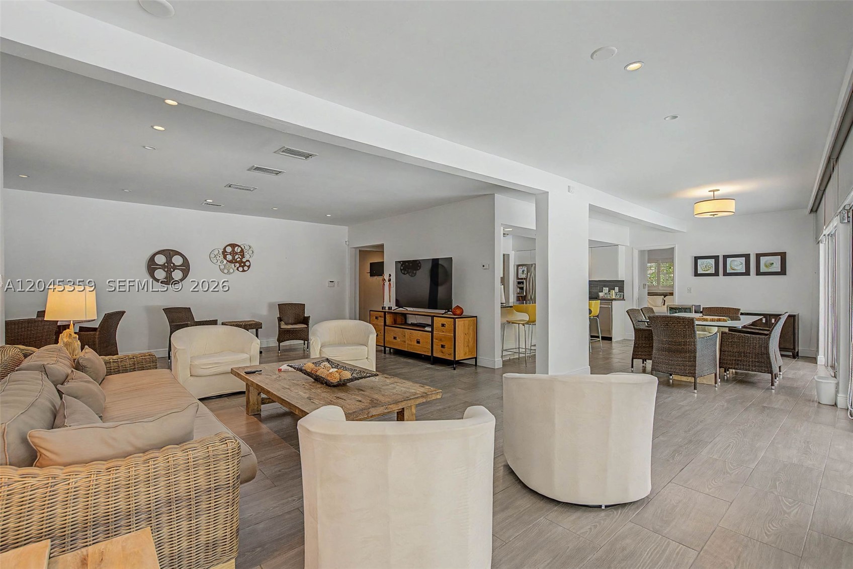 340 Atlantic Rd Key Biscayne, FL 33149