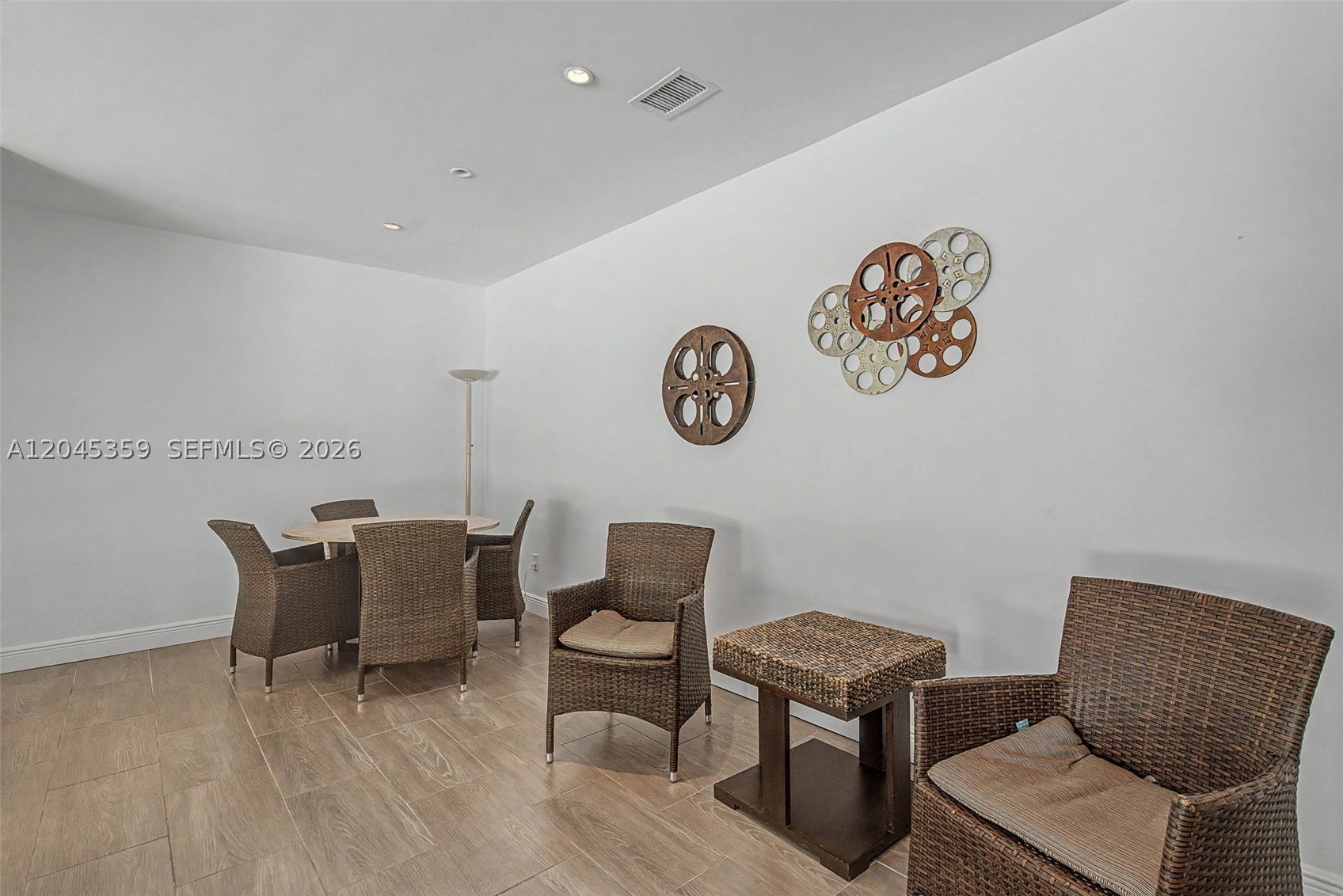 340 Atlantic Rd Key Biscayne, FL 33149