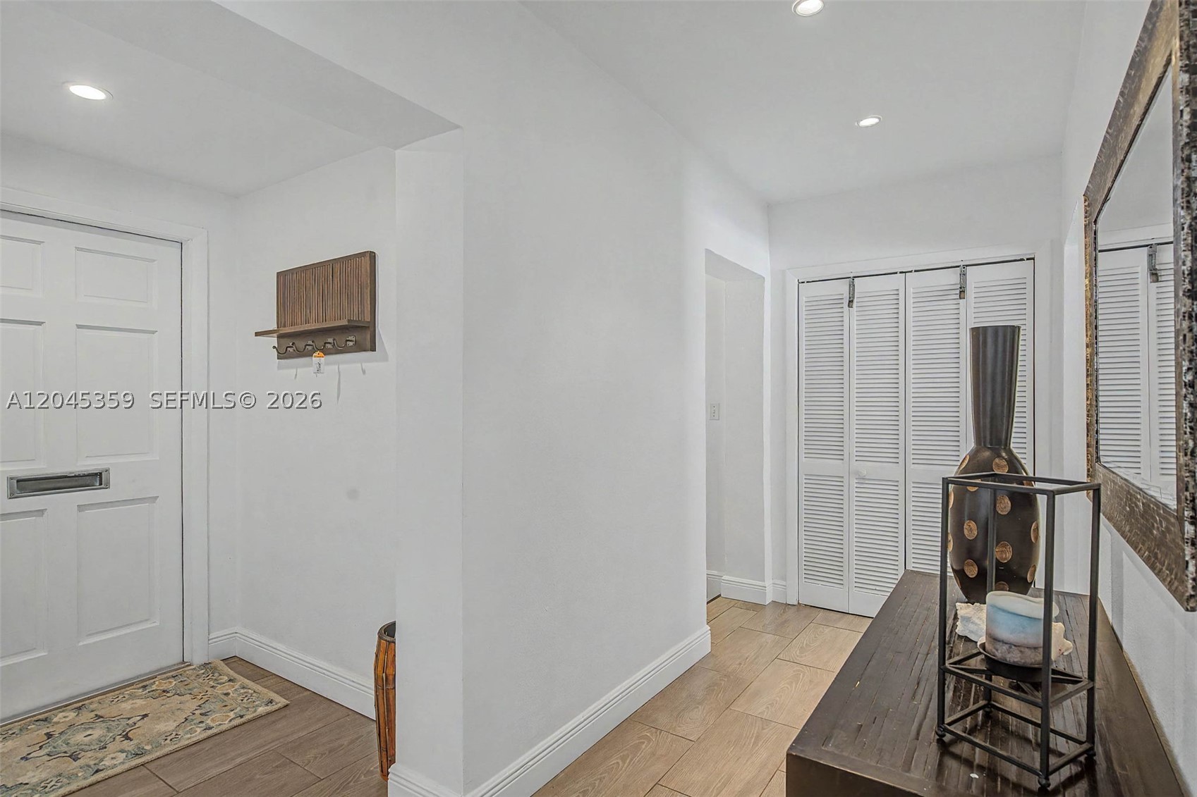 340 Atlantic Rd Key Biscayne, FL 33149