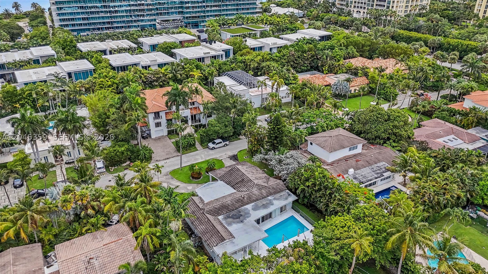 340 Atlantic Rd Key Biscayne, FL 33149