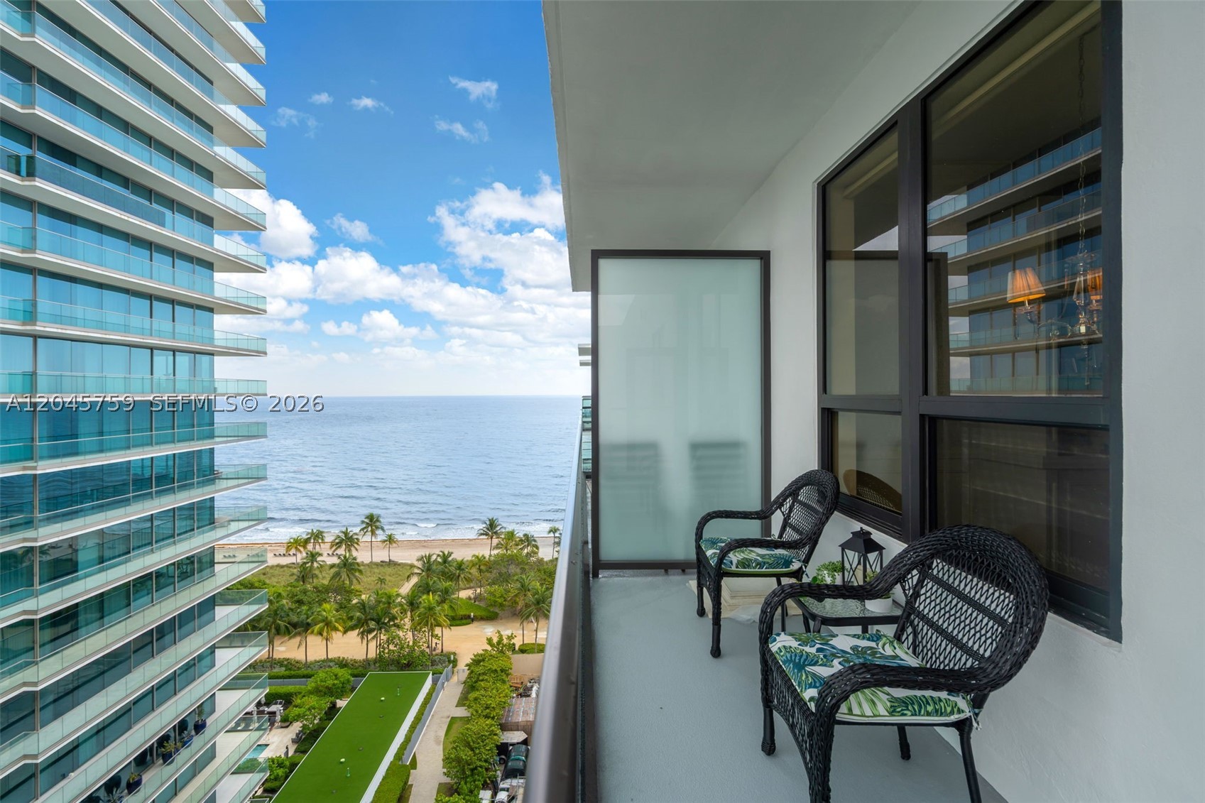 10185 Collins Ave #PH23