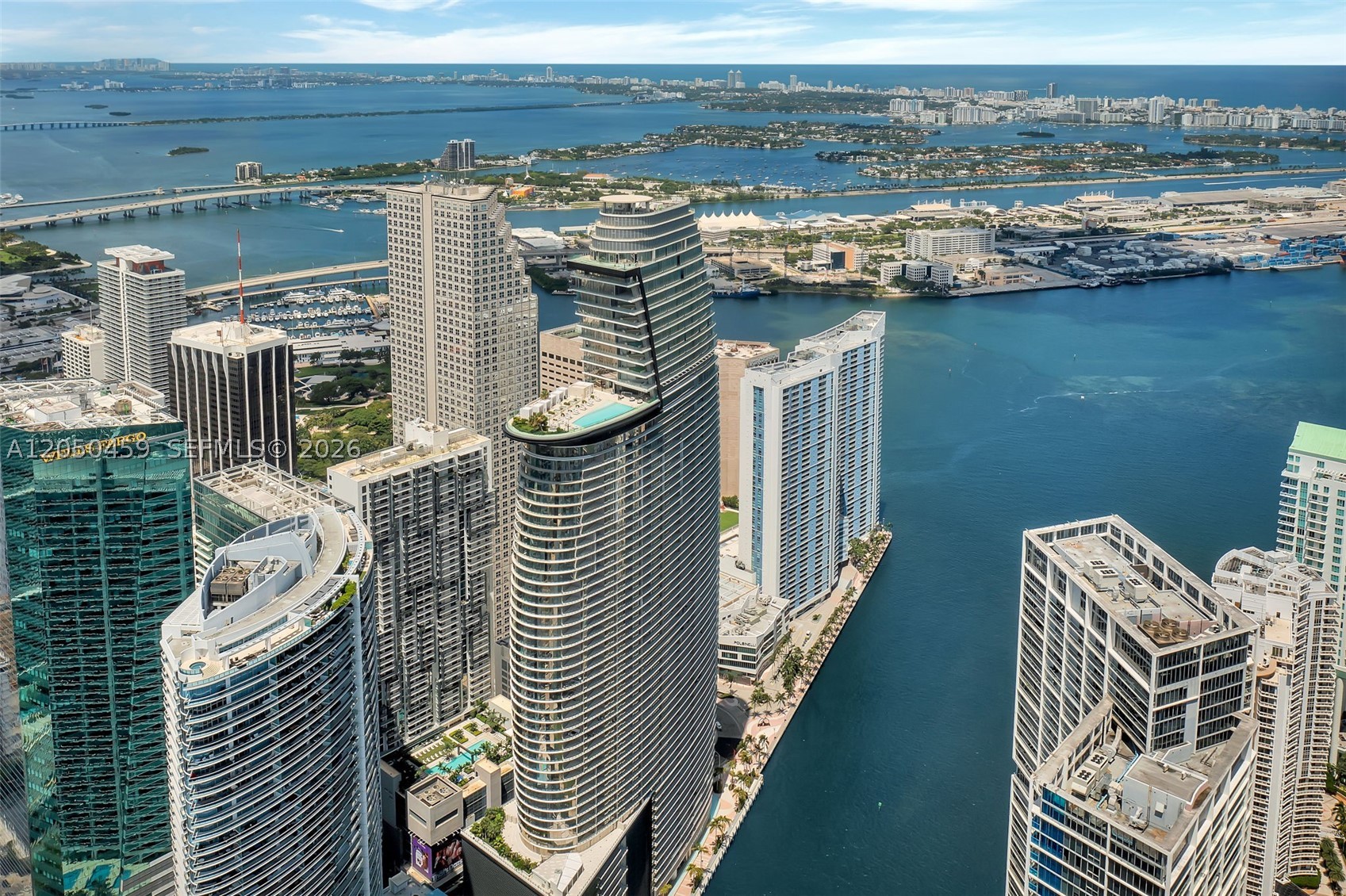 image Aston Martin Residences26
