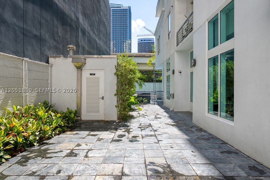 image Loft Downtown I27