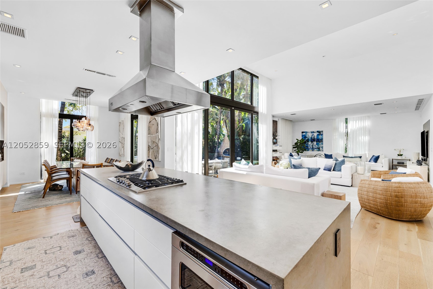 4515 N Michigan Ave Miami Beach, FL 33140