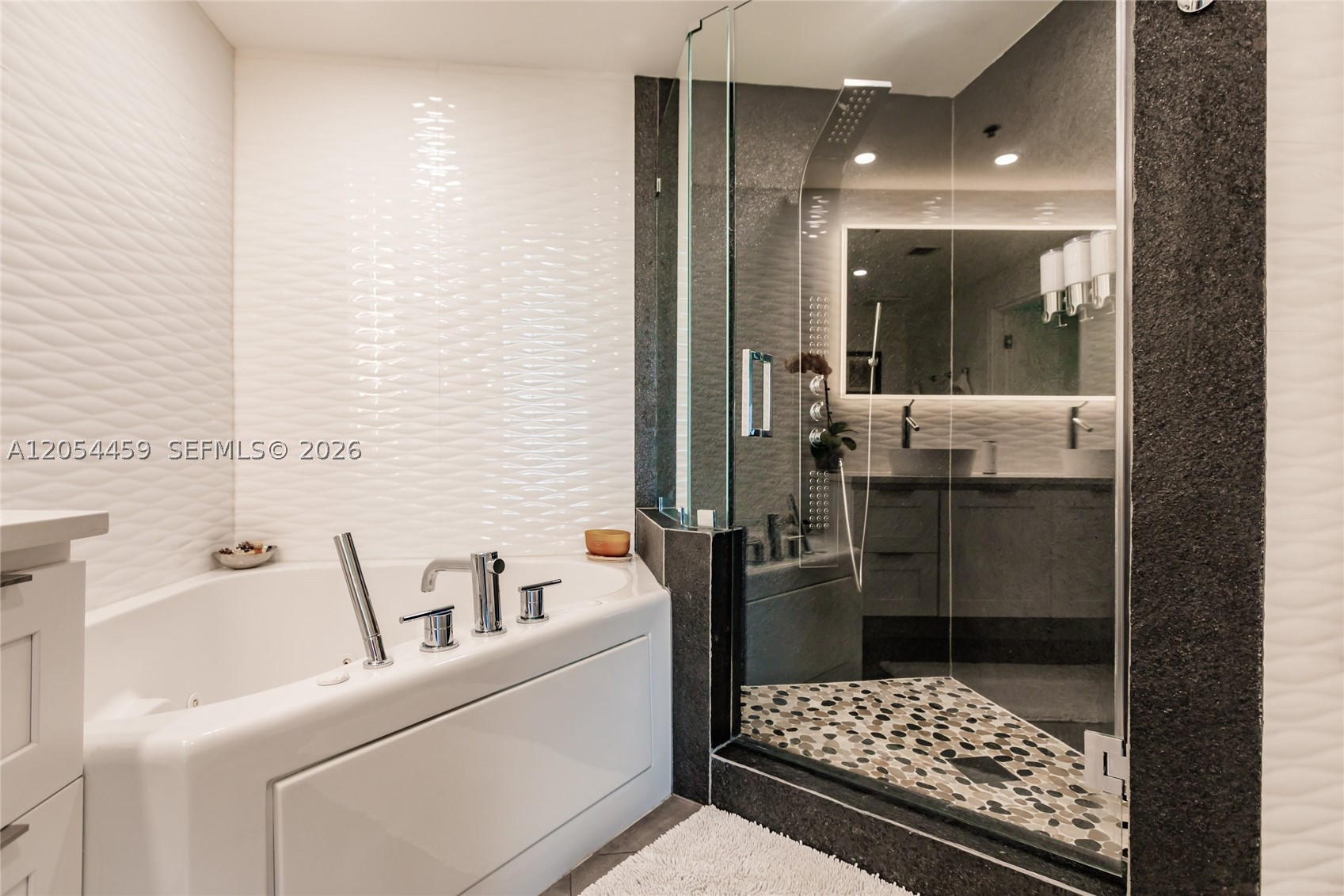 3029 NE 188th St #714 Aventura, FL 33180