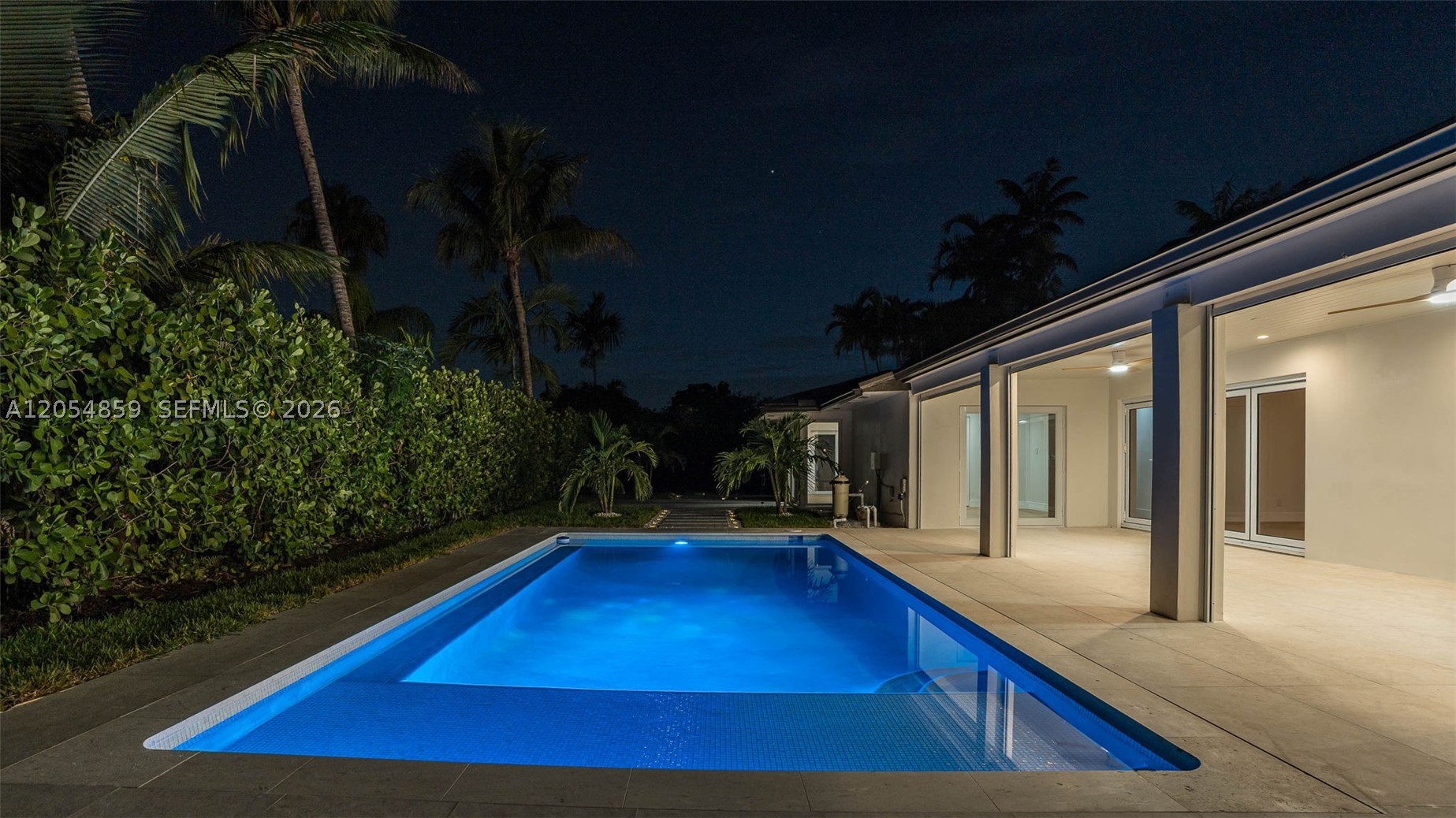 8600 SW 162nd St Palmetto Bay, FL 33157