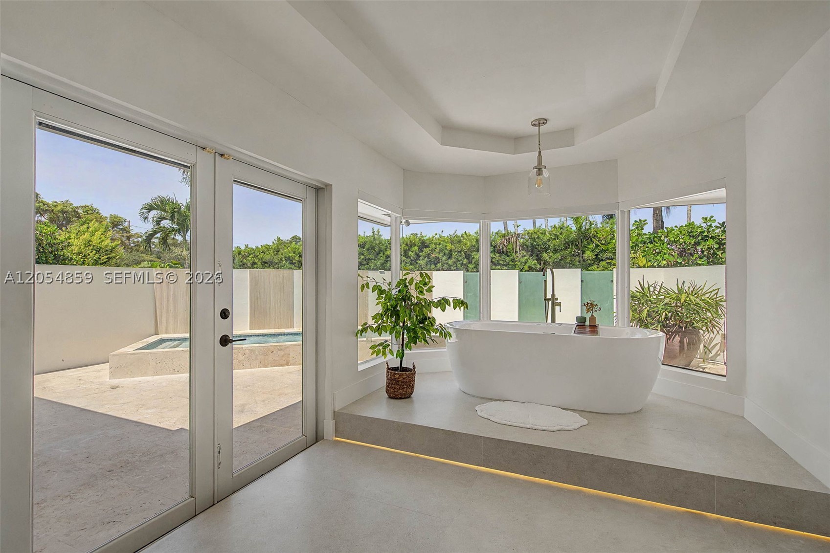 8600 SW 162nd St Palmetto Bay, FL 33157