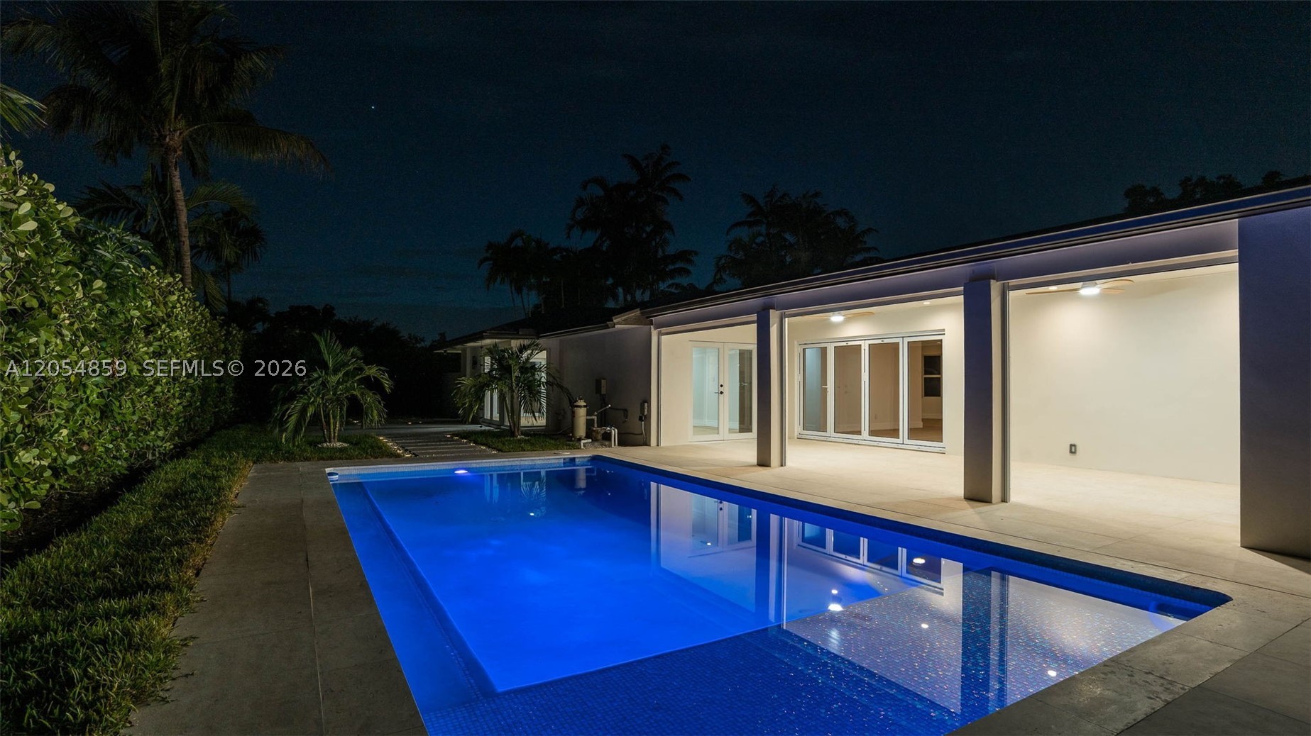 8600 SW 162nd St Palmetto Bay, FL 33157