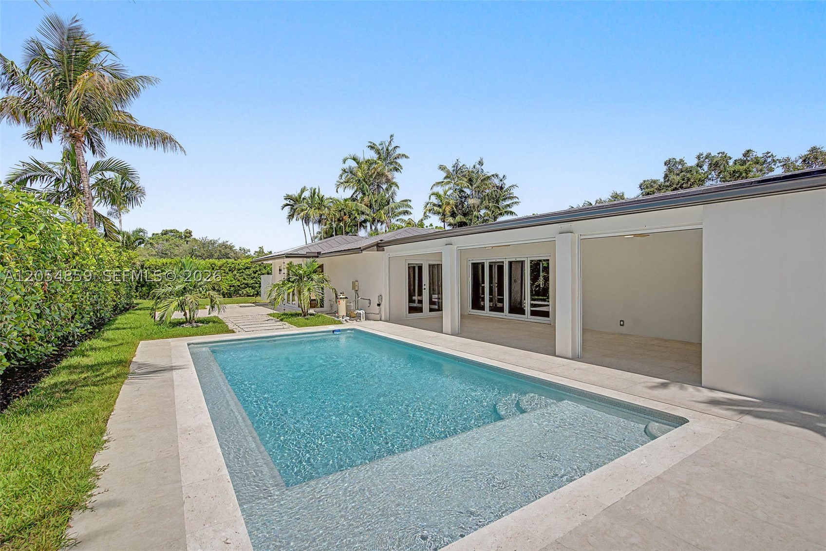 8600 SW 162nd St Palmetto Bay, FL 33157
